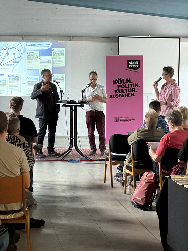 Debattte Podium